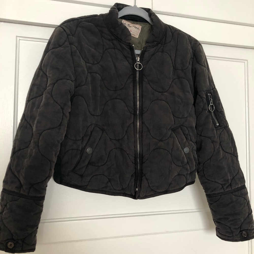 NWOT Free People Aura Jacket XS - Black Sport Fall Casual Cropped Jacket